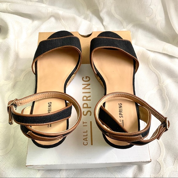 Call it Spring - Nissana Vegan Wedges - Picture 4 of 12